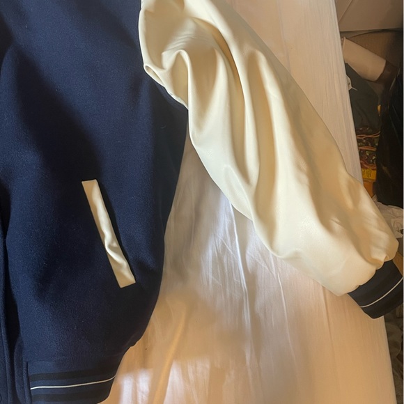 Varsity jacket - Picture 3 of 3